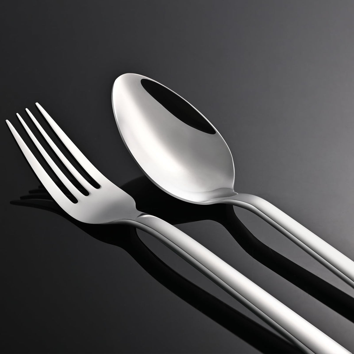 KingStone dishwasher-safe silverware enables simple cleanup after meals.