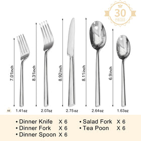 Kingstone dinner knife with mirror finish for precise slicing at meals.