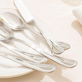 KINGSTONE teardrop cake server elegant for wedding cake-cutting moments.