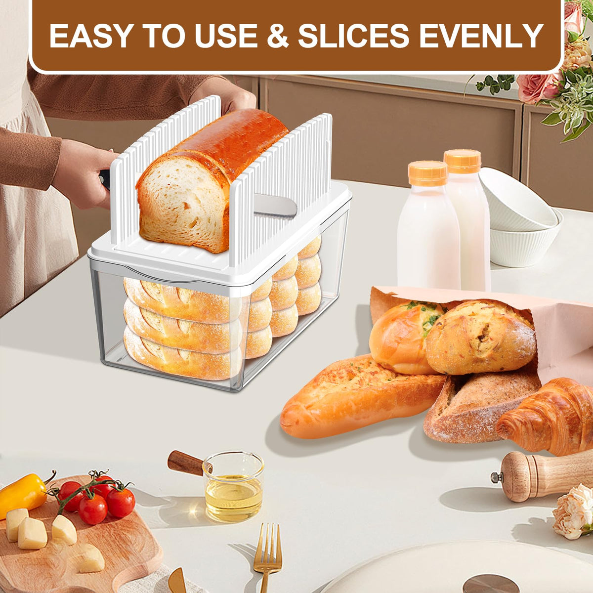 Kiss Core 9-liter bread box in transparent design keeps bread visible