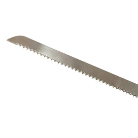 Kiss Core all-purpose bread knife good for cakes and sandwiches.