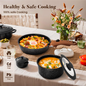 Kitchen Academy detachable handle shown for compact storage and portability
