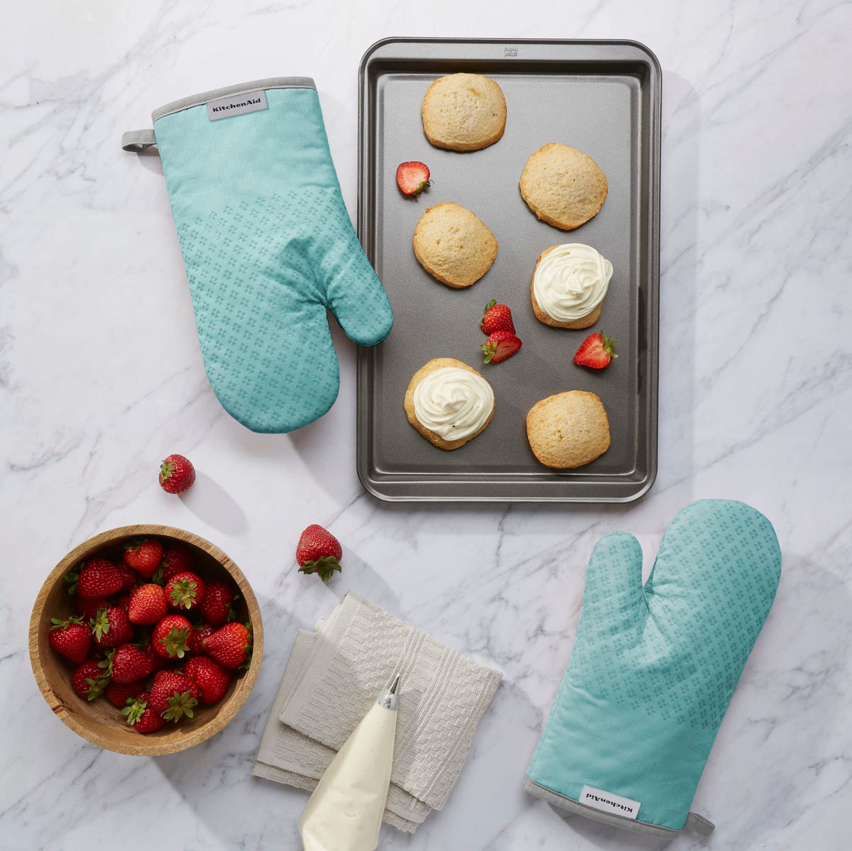 KitchenAid Asteroid Oven Mitt Set close-up of heart-shaped silicone grips for secure handling