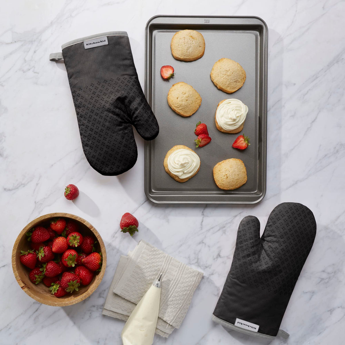 KitchenAid Asteroid mitt with silicone grips for a secure hold on hot cookware.