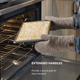 KitchenAid baking sheet rim design helps prevent warping during baking.