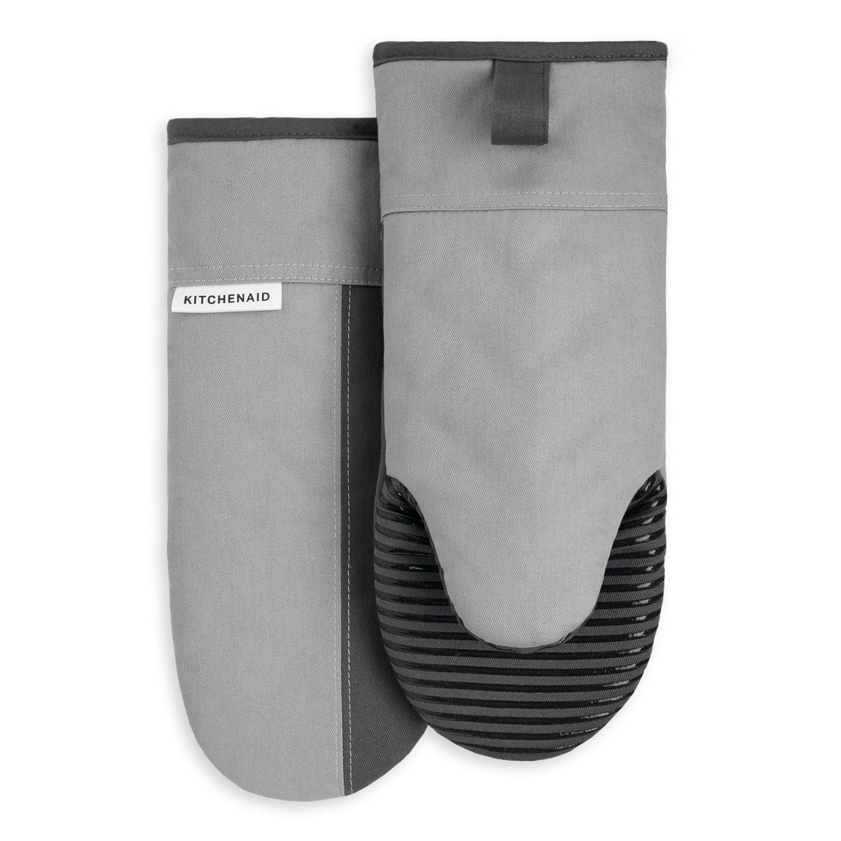 KitchenAid Beacon two-tone oven mitts with heat resistance up to 500°F.