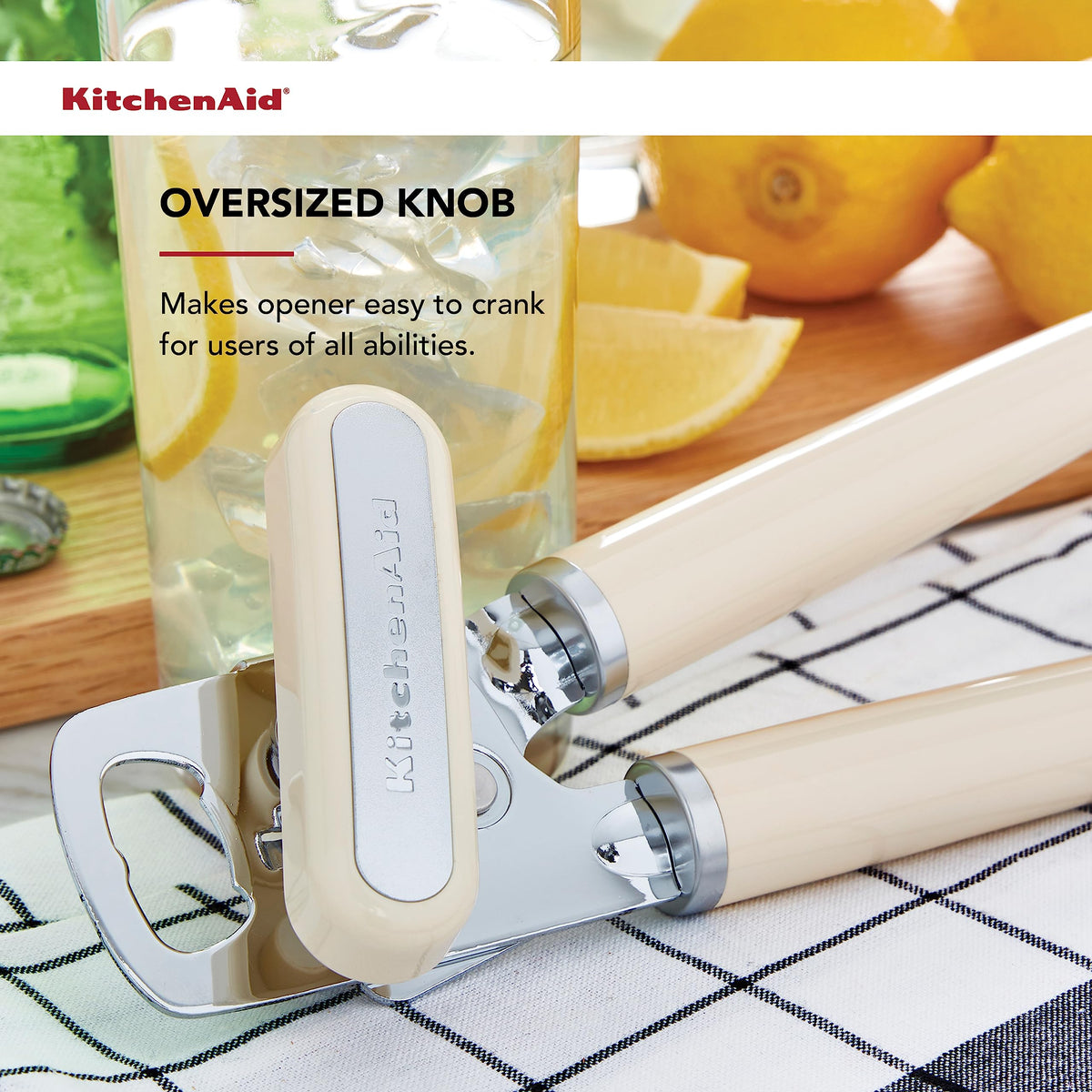 Soft ergonomic handles provide comfortable control in the kitchen