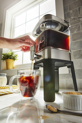 KitchenAid cold brew compact design saves counter space for daily use.