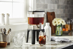 KitchenAid reusable steeper with fill indicators removes guesswork.