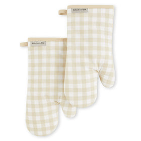 KitchenAid Gingham oven mitt Milkshake flat lay showing heat resistant cotton