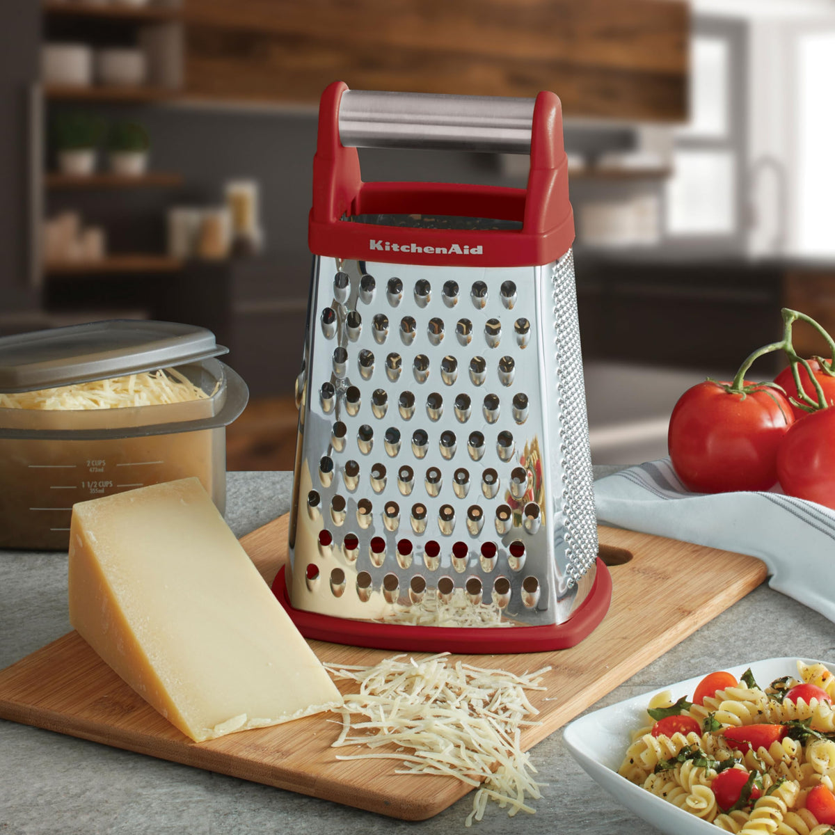 Coarse-blade surface perfect for shredding carrots or chocolate