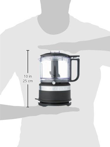 Locking blade on KitchenAid chopper for stable pouring