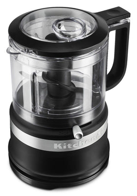 Stainless steel blade in KitchenAid chopper for precise chopping