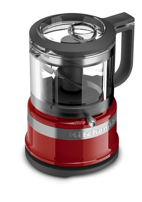 KitchenAid locking blade ensures safe pouring during chopping.