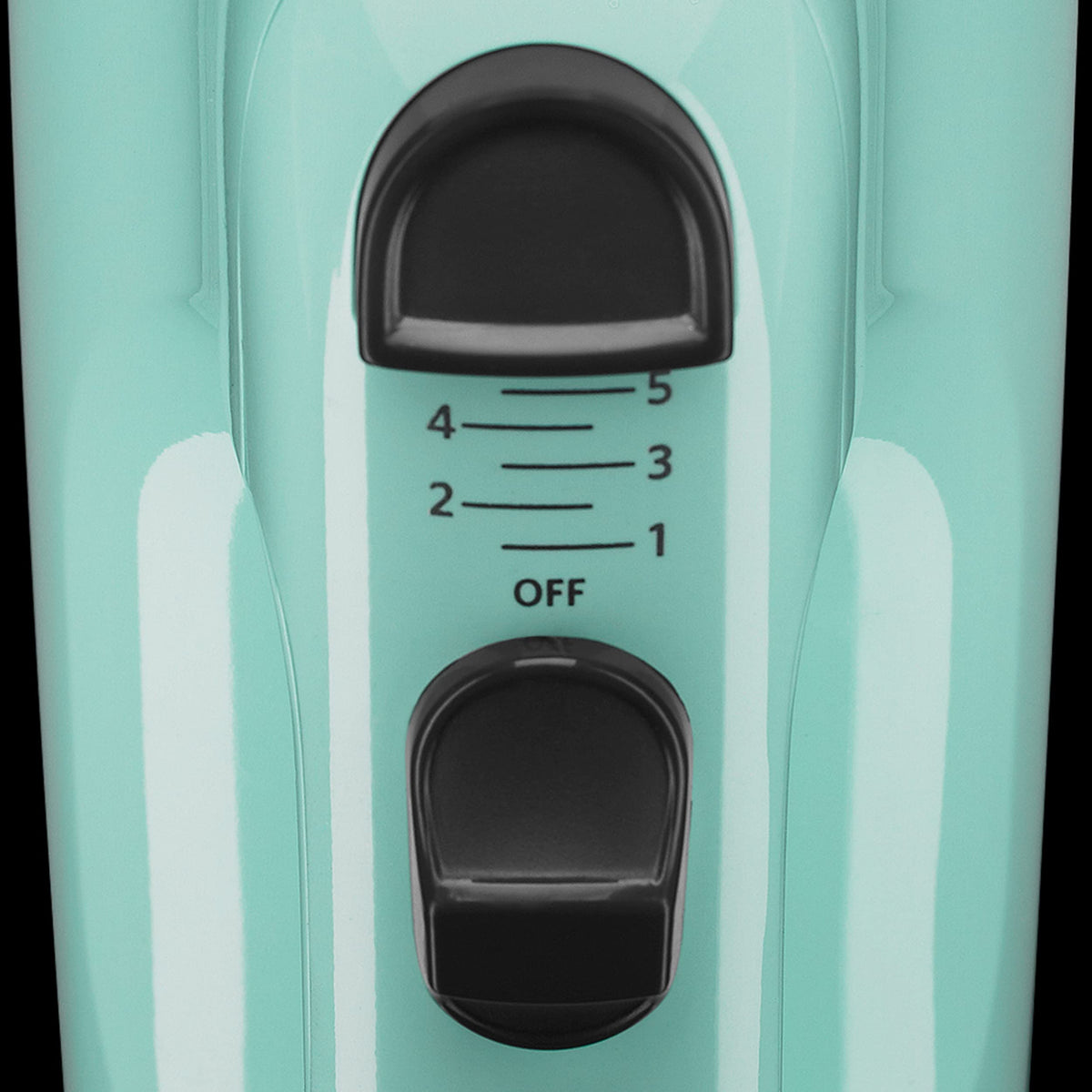 KitchenAid KHM512 ice blue turbo beaters blend mix-ins evenly