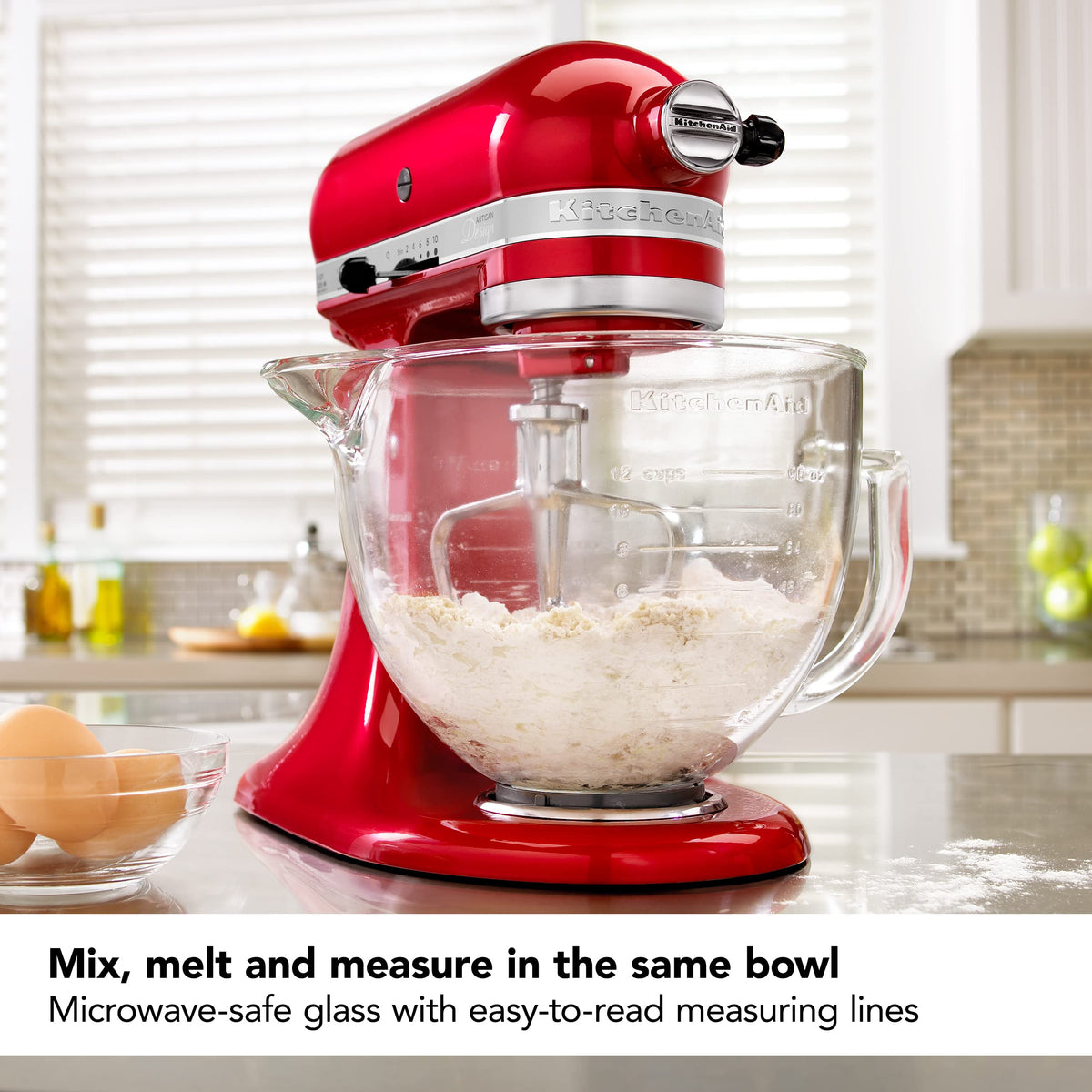 KitchenAid KSM5GB glass bowl with a comfortable handle and pour spout for easy transfer