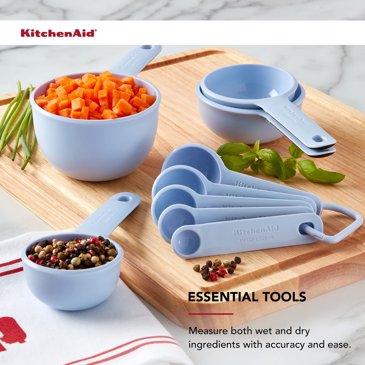 KitchenAid measuring set with easy-read markings and hanging hole for storage.