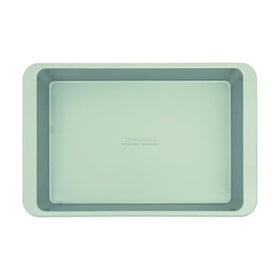KitchenAid nonstick 9x13 cake pan in pistachio for effortless baking and release.