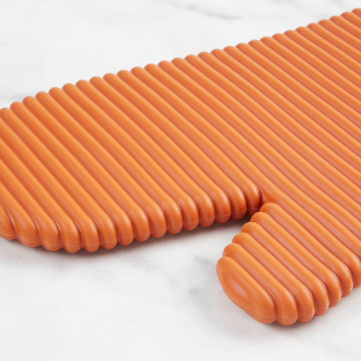 KitchenAid oven mitts cotton cuff adds extra protection and comfort