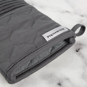 KitchenAid Gift Set packaging highlights charcoal grey finish and gift-ready presentation