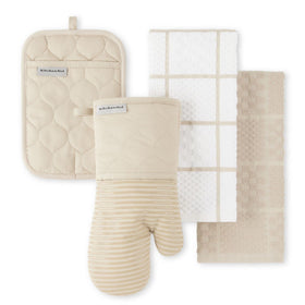 KitchenAid Quilted Oven Mitt with silicone grip for secure grip on hot pots.