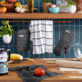 KitchenAid Quilted Cotton Terry Pot Holder featuring thick padding and a firm grip