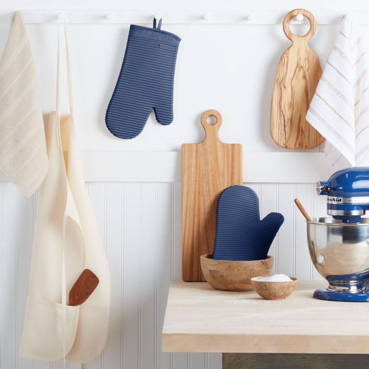 KitchenAid grip-action mitt with ribbed surface for secure grip.