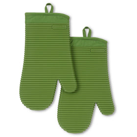KitchenAid ribbed silicone oven mitts in Matcha color provide a secure grip on hot pans.