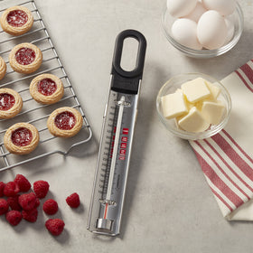 KitchenAid stay-cool handle keeps hands safe during high-heat cooking.