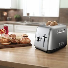 KitchenAid high lift lever and removable crumb tray for easy cleanup.