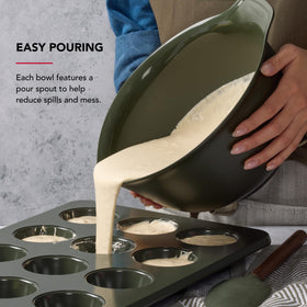 KitchenAid bowls illustrate easy pouring and controlled transfers