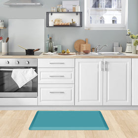 KitchenClouds beveled edges minimize tripping risk when moving on the mat.