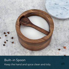 KITCHENDAO acacia wood bowl close-up highlights natural grain for artisanal style.