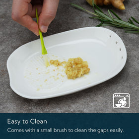 KITCHENDAO compact garlic grinding plate for versatile use