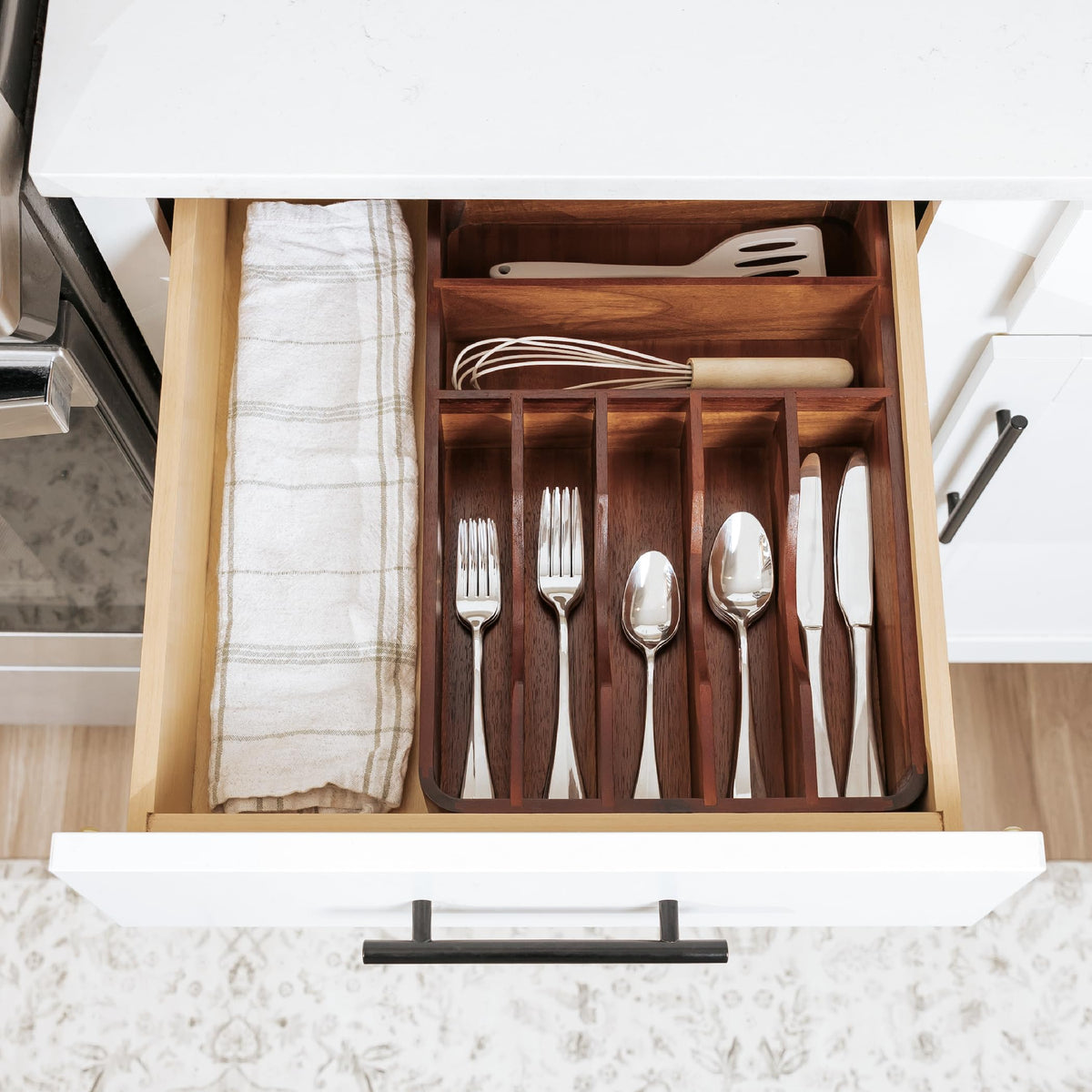 Premium construction supports long-term use in busy kitchens.