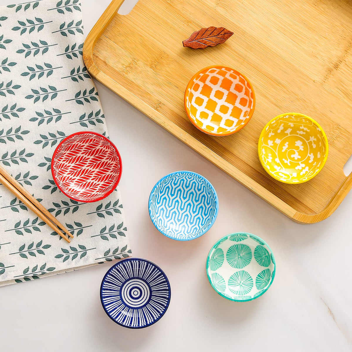 KitchenTour microwave-safe ceramic bowls ideal for quick reheats and sauces.