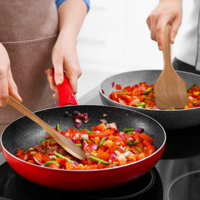 Pasta server from KITEISCAT acacia wood for lifting and serving noodles