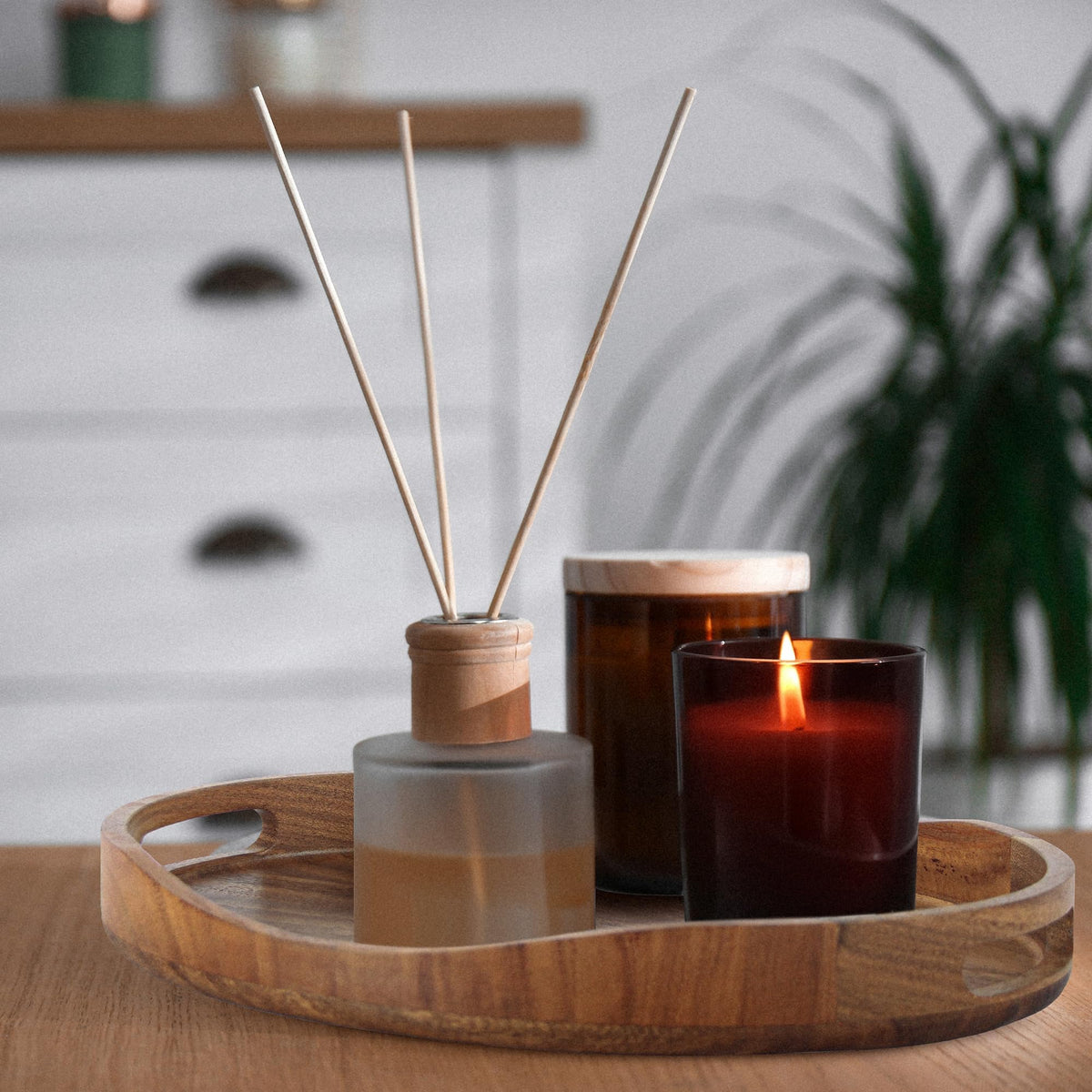 KITEISCAT acacia wood decorative tray brings timeless charm to any room