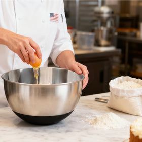 KITEISCAT five-piece set covers prep to serving
