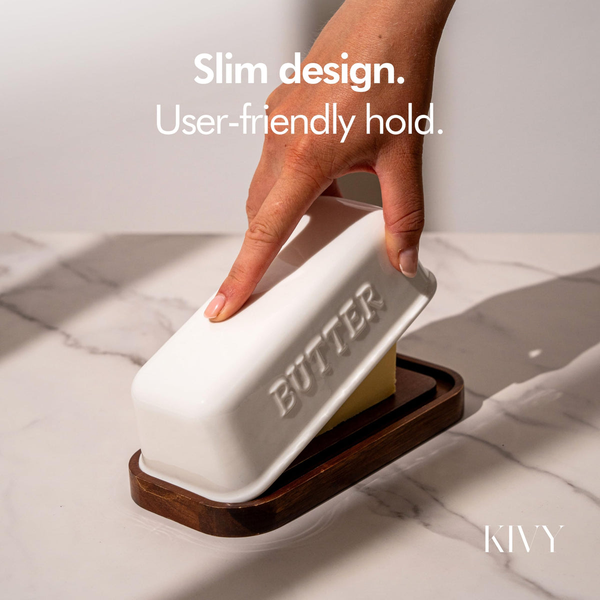 KIVY wooden plate prevents butter from slipping during slicing
