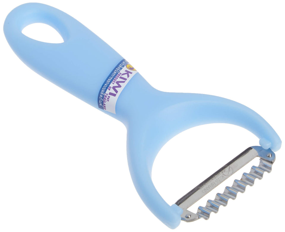 Kiwi Pro Slice Peeler zigzag blade close-up for precise cuts on fruits