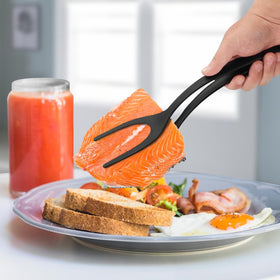 KJG Versatile tool for omelettes, pancakes, and meats