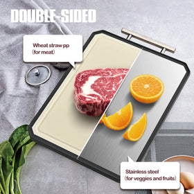 KLAPOLA Snowclad stainless steel handle provides secure grip