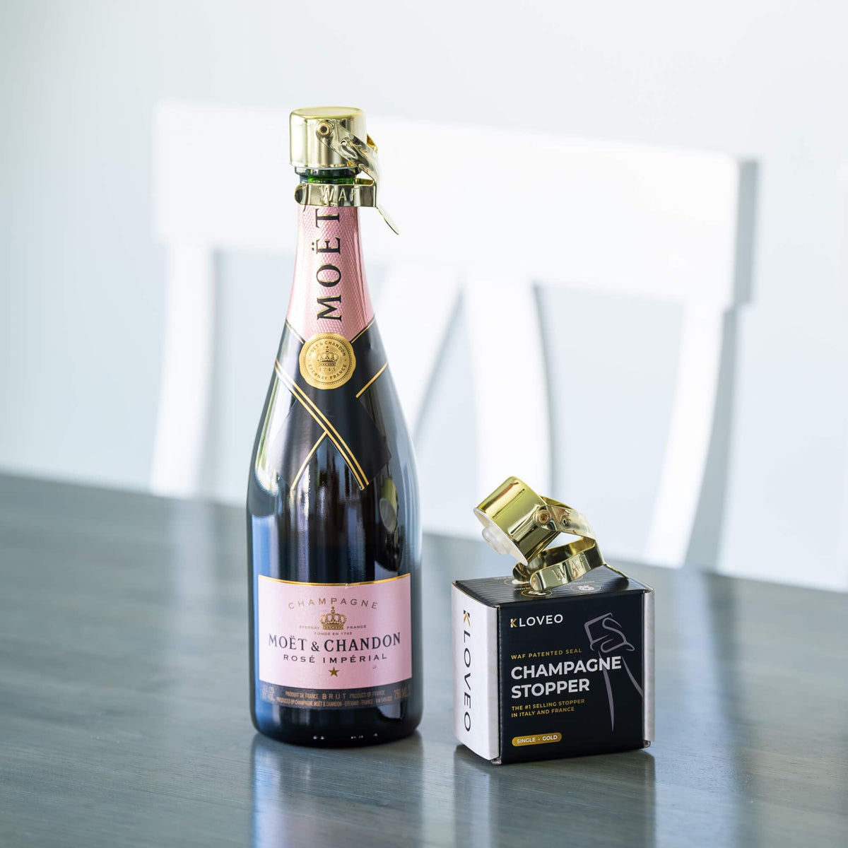 KLOVEO Gold edition two-pack adds professional-grade champagne preservation.