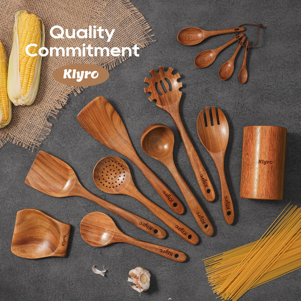 KLYRO wooden spatula with smooth edges for flipping