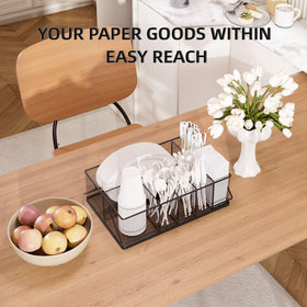 KMUZAWN cup holder compartment ready for various cup sizes during picnics.