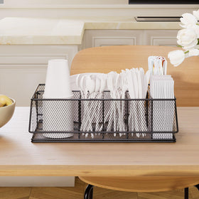 KMUZAWN napkin holder keeps essentials organized for outdoor meals.