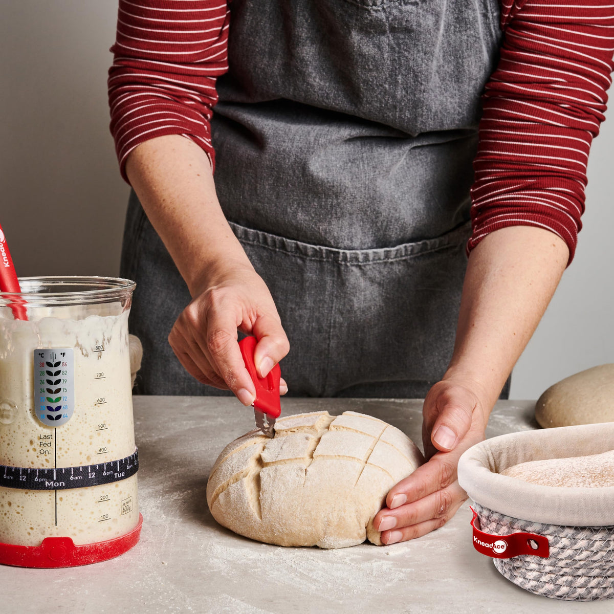 KNEADACE gift-ready bread kit appeals to home bakers.