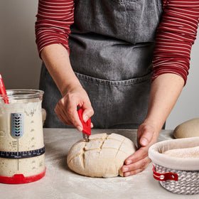 KNEADACE gift-ready bread kit appeals to home bakers.