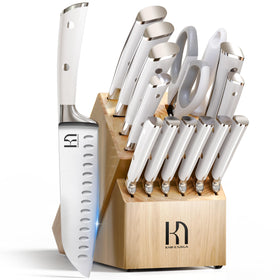 KnifeSaga knife-set premium packshot showing a 15-piece collection for precise home cooking